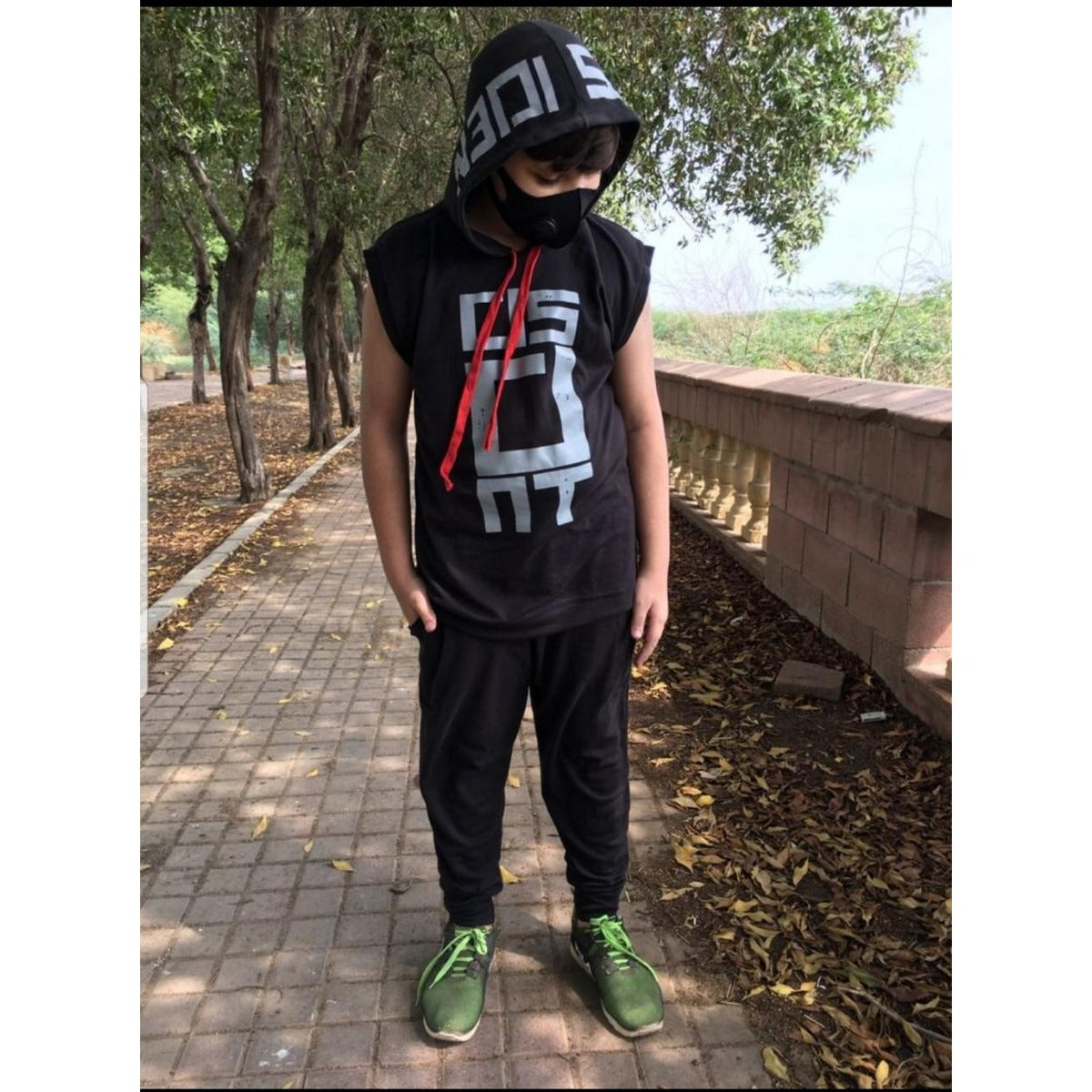 Black Gym Sleeveless Hood Tracksuit